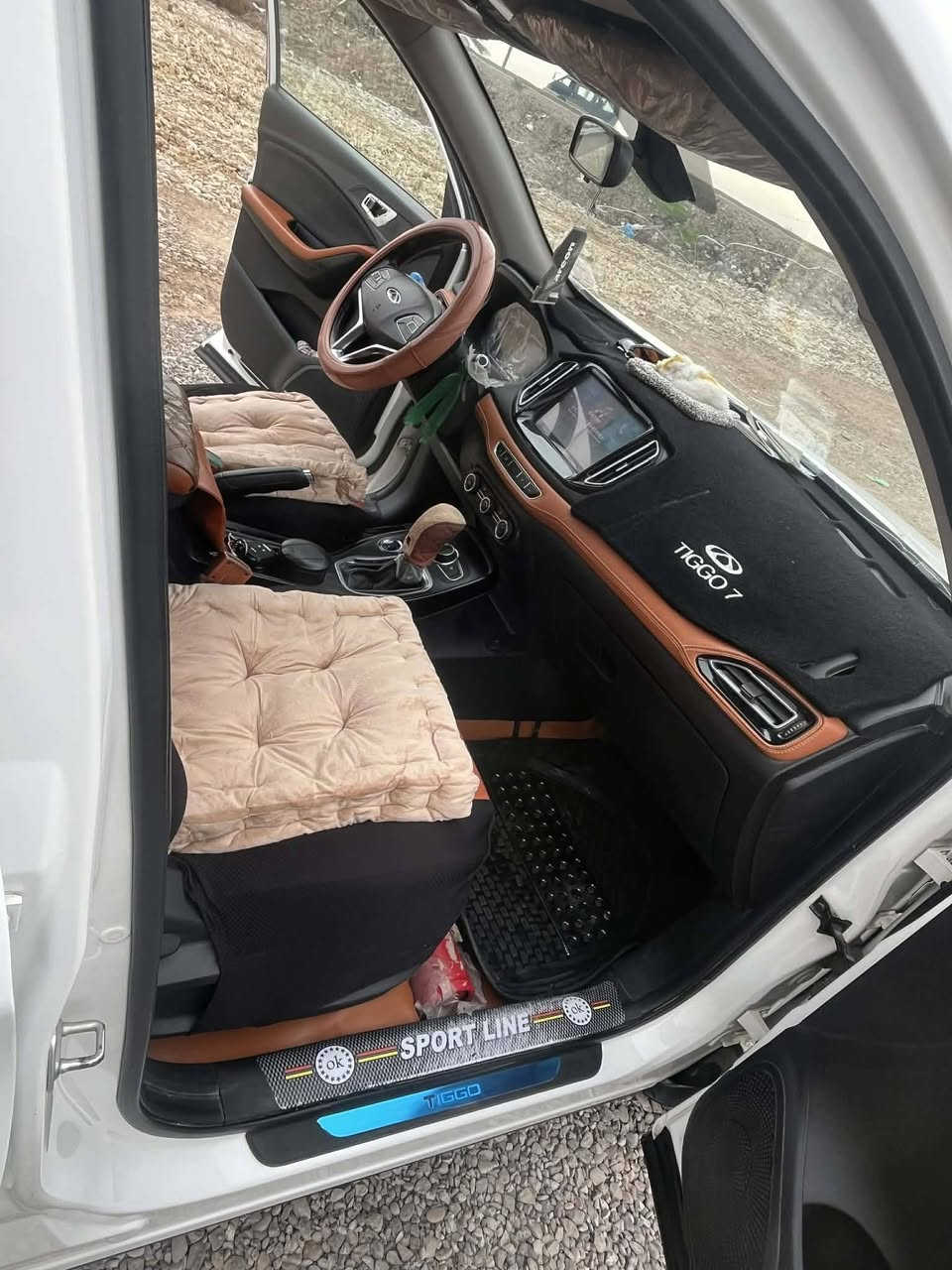 تيكو 7 موديل 20 جديدة جدا التسديد ماستر على صاحب السيارة باقي عليها لغاية 2027 السعر 125بيها مجال


**إذا كنت صاحب هذا الإعلان وتريد حذفه لأي سبب، رجاءا أرسل رسالة إلى الدعم الفني**