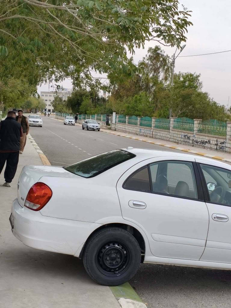 سەنی یابانی ٢٠١٠
تۆماتیک ،ناوزەرد دوو بارجە بۆیاخ بێ زەربە ، گێڕو مەکینەو تەبرید و تەحویل و غەرامە بە شەرت
***********

کلار كالار, السليمانية
