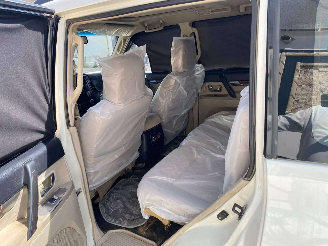 سلام عليكم باجيرو 2008 خليجي فول عده دمام رقم واسط مميز 957 A ماشيه 500 مكينه 3000 
 بيه شبرين بل جاملغ الامامي مال سكن والباب مال سكن شبرين والباب الوره مال سكن شبرين صبغ رايد مراوس رقم للتواصل *********** او خاص
