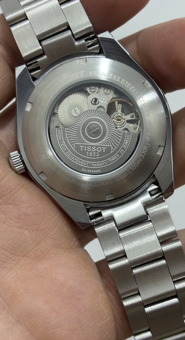 تيسوت اوتماتيك مال بالة موديل قديم وزنها ثقيل جدا 
مكينة اوتماتيك وتكويك نظامين تشتغل
قطر الساعة ٤١
غير مستخدمة نظافة ١٠٠٪؜ جديدة مع علبتها الاصلية
السعر  ١٠٥  الف سعر نهائي ثابت مع التوصيل


**إذا كنت صاحب هذا الإعلان وتريد حذفه لأي سبب، رجاءا أرسل رسالة إلى الدعم الفني**