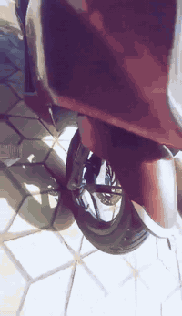 للبيع دراجه pcxجيل الثاني ياباني اصل مكينه 150cc المرغوب الدراجه كفاله او مال بيت نضيفه حيل
او بلعافيه عل ياخذهه 
مكانهه بغداد (الشعلة )
سعر 14 وبيه مجال ***********
