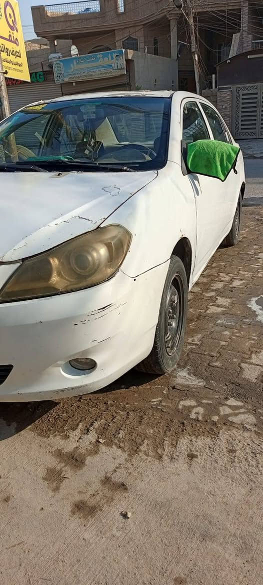 بي وأيدي موديل 2013..بصمه كشنات جلد فتحه فول بس كير عادي ..بي ضربه بل جاملغ المامي..والبنيد موضح بل صور سياره جاهزه من كير محرك صدر كلهن. جدد سعر 45 وبيه مجال ...رقم ***********
