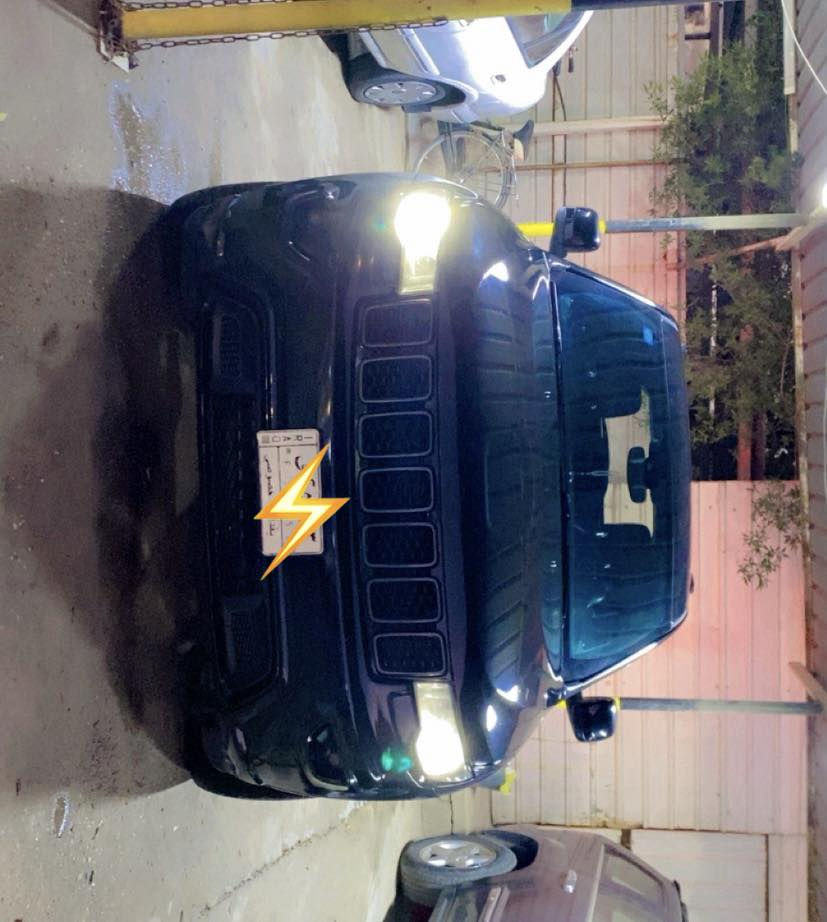 السلام عليكم جيب امريكي اسود موديل ٢٠١٨ بغداد باسمي ٥ قطع صبغ  السعر المطلوب ١٨٠ وبيه مجال قليل ***********
