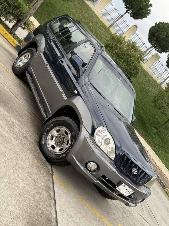 بؤ فرؤشتن 
شتي جوان نمونه 
هؤندا /  تريكان💙
بي بؤياخي قه تره بؤياخي نيه 
ره سمي سؤنه ري دانراوه
كامل مه سره في تياكراوه
سعري٥٥ مه عا مه له 
ماشالله له بؤياخ وده ماري 
ئارمي پلاستيك 
به شه رتي غه رامه 
مؤديل٢٠٠٣
ته  بريد + گه رمي
گيروو مه كينه ي   بيلاد لؤك لوك 
ماشآءالله له قوه تي 
مواسه فات
١-پاوه ر
٢ سي ريز كوشن بلادي
٣ دةبل ئةكسل 4+4 
قورسو سوك مه زبوت 
٤ قفل مه ركه زي
٥ زينؤن 
٦شاشه ئايپاد+ كاميرا 
مه ركةزي 
ناوي جوان 
گه رمي وكاره باي هه مووي مه زبوت
هه مووگياني له سه ربيلد ماوه
پيش وپشت وشاني كه پسه
ده عم ليدراو هيچ پيوه نييه
تاقم لايت وعه ته روبه گ لايت لؤك
تاقم تايه وويل جه به لي لؤك 
 ته نها فرؤشتنه
سه ياره كة تير مه سره ف كراوه 
ئارم ئه وه ليات غه رامه موس براوه به شه رت 
تكايه ته نها فرؤشتنه ..

☎️☎️
***********
***********
