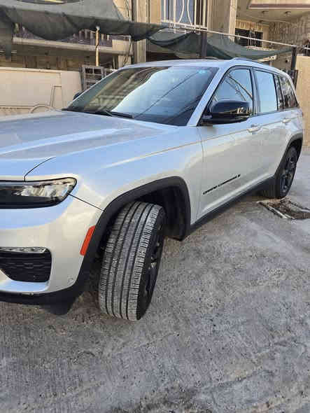 جيب 2023  لمتدد بلاص
خمسه راكب 4x4 
مواصفات 
كامرات 360
حساسات 360
كشنات جلد تدفئه تبريد 
خزن مقعد سائق
بردات باب خلفي
سستم 10 سماعات البين
صندوق جك
 تحديد مسار
رادار تفاعلي
توقف ذاتي طوارى
شحن وايرلس
مساحات اماميه  auto rain sensor
لايت عالي تلقائي
ضربتها كلش خفيفه جاملغ يمين مصبوغ نفسه
ارباك راجع ستيرن و داشبورد اصليات
ماشي 23الف مايل
سعر $335
***********
