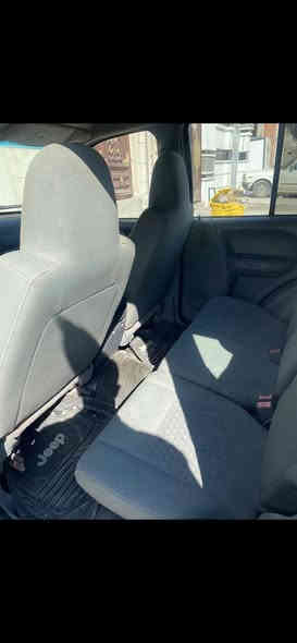 جيب لبرتي 2007مكينه 3700
كير مكينه تبريد كفاله 
السياره بدون حادث ولا صبغ 
كامله مابيه نقص رقم بغداد تحويل ثاني يوم
السعر 70وبيه مجال بسيط
عنوان بغداد شارع فلسطين
***********
***********
