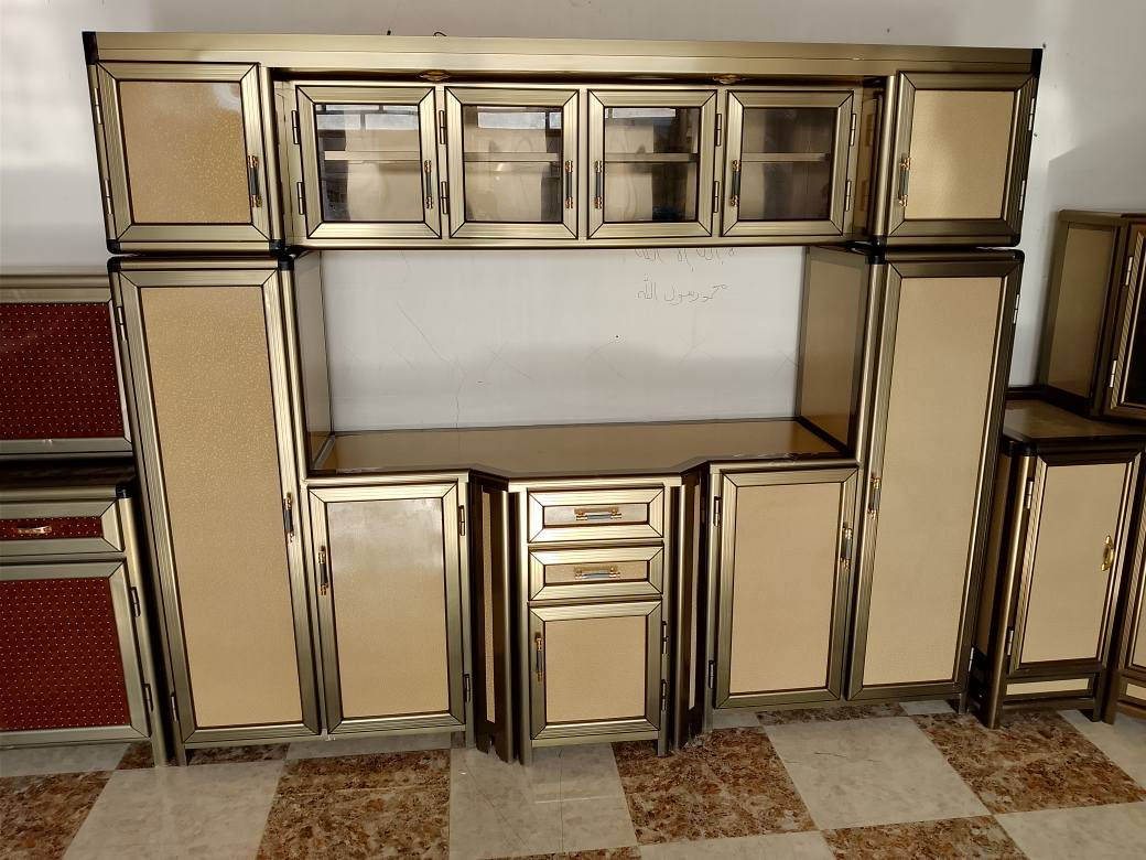 معرض يونس لتجاره الأثاث المستخدم والجديد 

كاونتر مترين ونصف مع سنك متر ونصف مستخدم 

للاستفسار الاتصال على الرقم التالي 

 *********** تكريت, صلاح الدين
