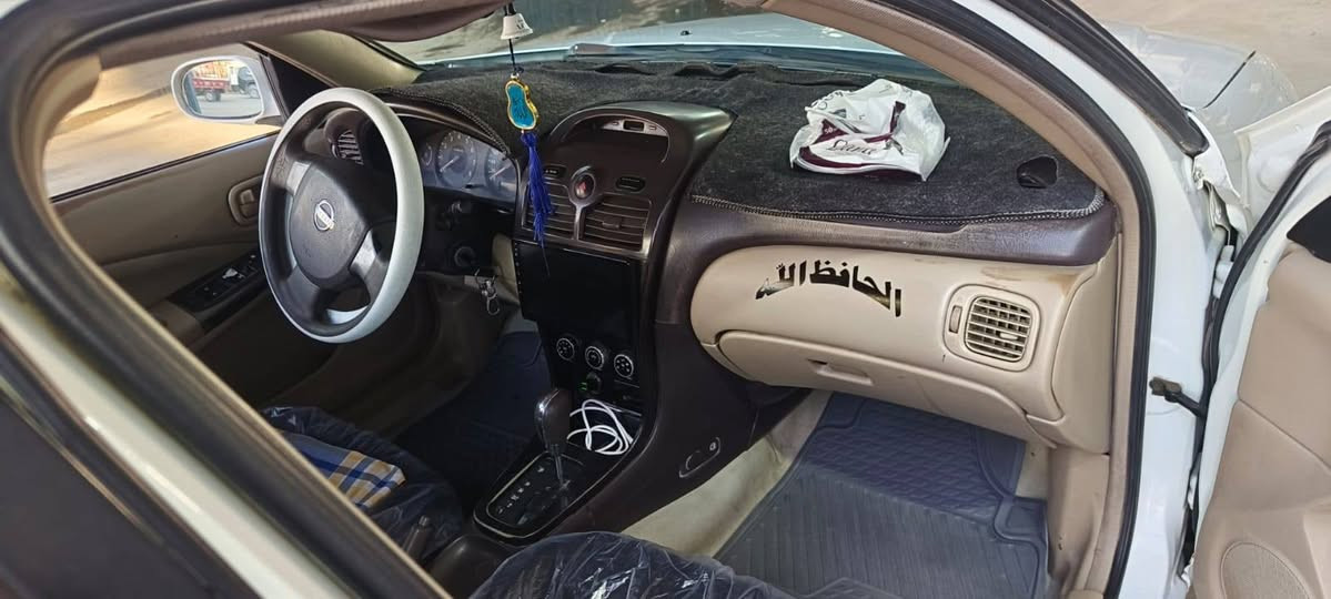 السلام عليكم نيسان صني موديل 2009 ياباني  سياره جاهزه من كلشي  محرك كفاله تبريد تتفئه تخم تأير جديد صدر امامي خلفي جديد سياره جاهزه من كلشي غير متواجد ع فيس للتواصل على الرقم ***********/سعر 98وبيها مجال
