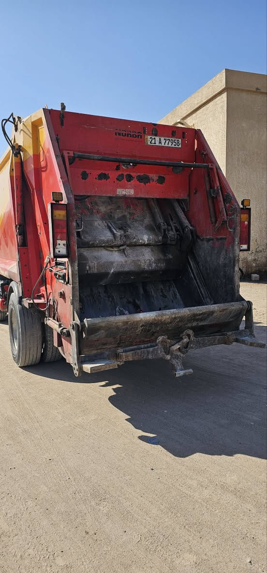 كابسه فالفو موديل 2003 رقم سليمانيه راعيها بغداد تريد تحويل تريد وكاله سنويه جديده مكينه بم ونوزل للبيع السعر 130 العنوان البصره الزبير  الاستفسار الاتصال بالرقم ‏  ***********
