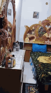 غرفه للبيع ب400وبيه مجال الستفسار عل الرقم 07725043817او عل الخاص