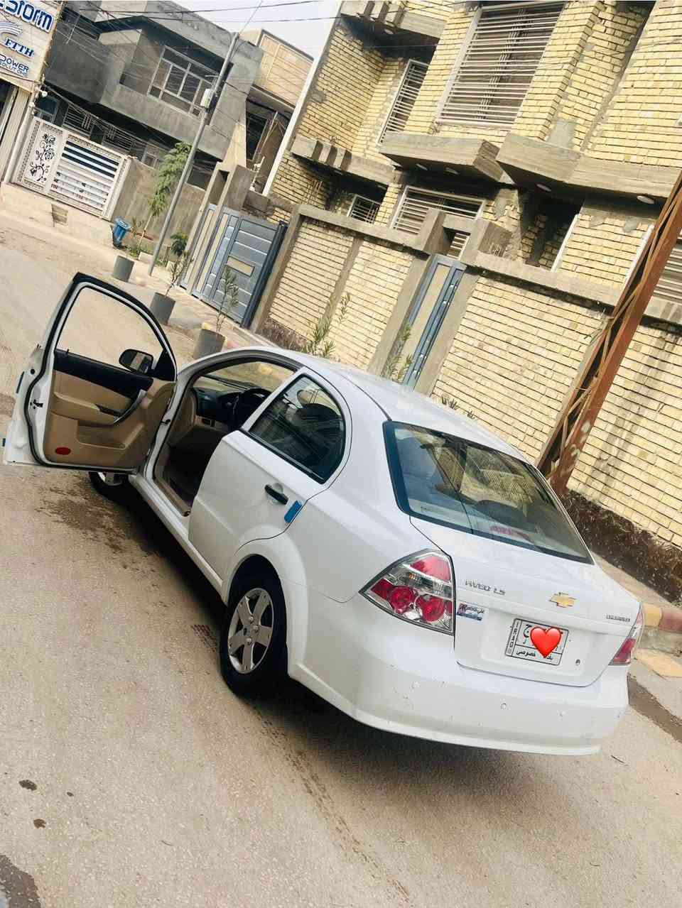 السلام عليكم اليدور جديد ونضيف وكارتون  افيو موديل 2011 استلام شركة العامه السيارات طك فلين

رقم  بغداد بأسمي 

سيارة جديدة وكارتون بالعافية على ياخذها 

محرك مفتوح استلام شركة عامة 

ماشية 85 الف وقابل لزيادة 

السيارة جديدة وحلوه 

مكفوله من البارد والتبديل اخوان فقط صبغ جوه اليده مال الباب صدر والوراها  مامبينه اثر شخط 

السيارة مكانها بابل شارع 40 

الاستفسار على الرقم التالي***********
