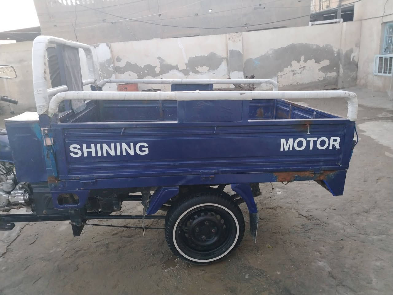 السلام عليكم ورحمة الله وبركاته
ستوتة للبيع موديل 2016
اوراق كاملة
ستوتة ما ناقصه اي شي
السعر :- مليون ونص
الرقم ***********
المكان كربلاء الحسينية.
