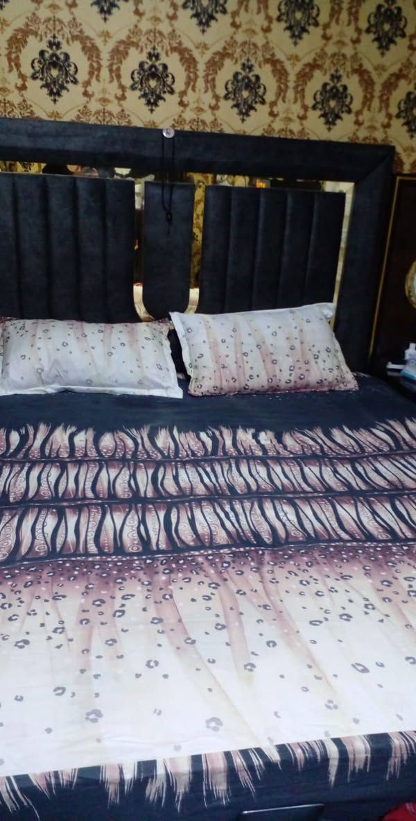 غرفه تركي للبيع ٩ق نظيفه كلش
سعر خاص 
***********
