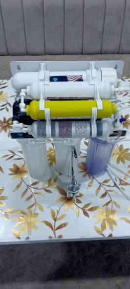 السلام عليكم
منظومة تصفية وتعقيم ماء الشرب سبعة مراحل نظيفة جدا استخدام ثلاثة اشهر فقط 
للبيع بسعر 45000 الف الاتصال رقم *********** بي واتس اب
