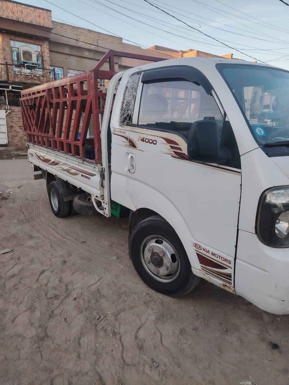 فحل ٢٠١٣ للبيع رقم بغداد
تحوير ويل ١٤ ستد ٢٧ 
تانكي ١٢٠ لتر 
سنوية لل ٢٧ 
كير محرم بم جديد باتري جديد تايرات وويالة جدد
سيارة بسمي تحويل مباشر مكاني بغداد
للاتصال ***********
السعر ١١٧
