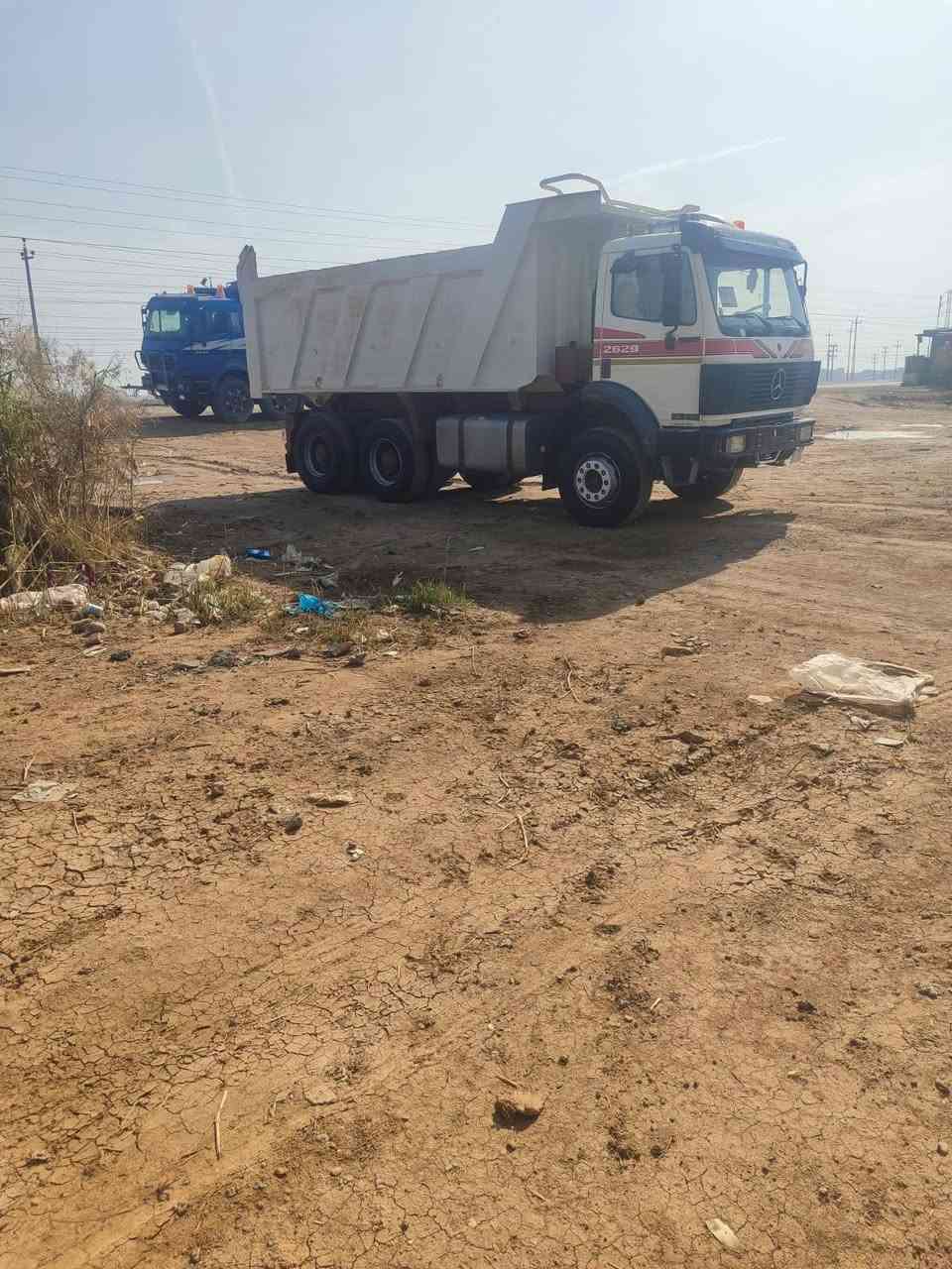 سلام عليكم سياره للبيع كرواتي موديل واحد وتسعين شاصي مكفول مكينه ١٣٠ محسن كير ١٥٥ فافون مجموعة نص جيف بوربرن جبير تخم تاير سنوية ٢٩ جديده ***********
