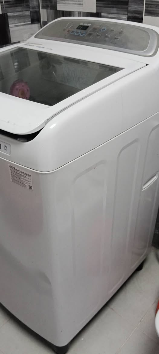 غساله سامسونج 11كيلو فول اوتاماتيك كوريه نظيفه جدا ما داخله تصليح السعر 300الف بغداد الكرخ الغزاليه ***********/***********
