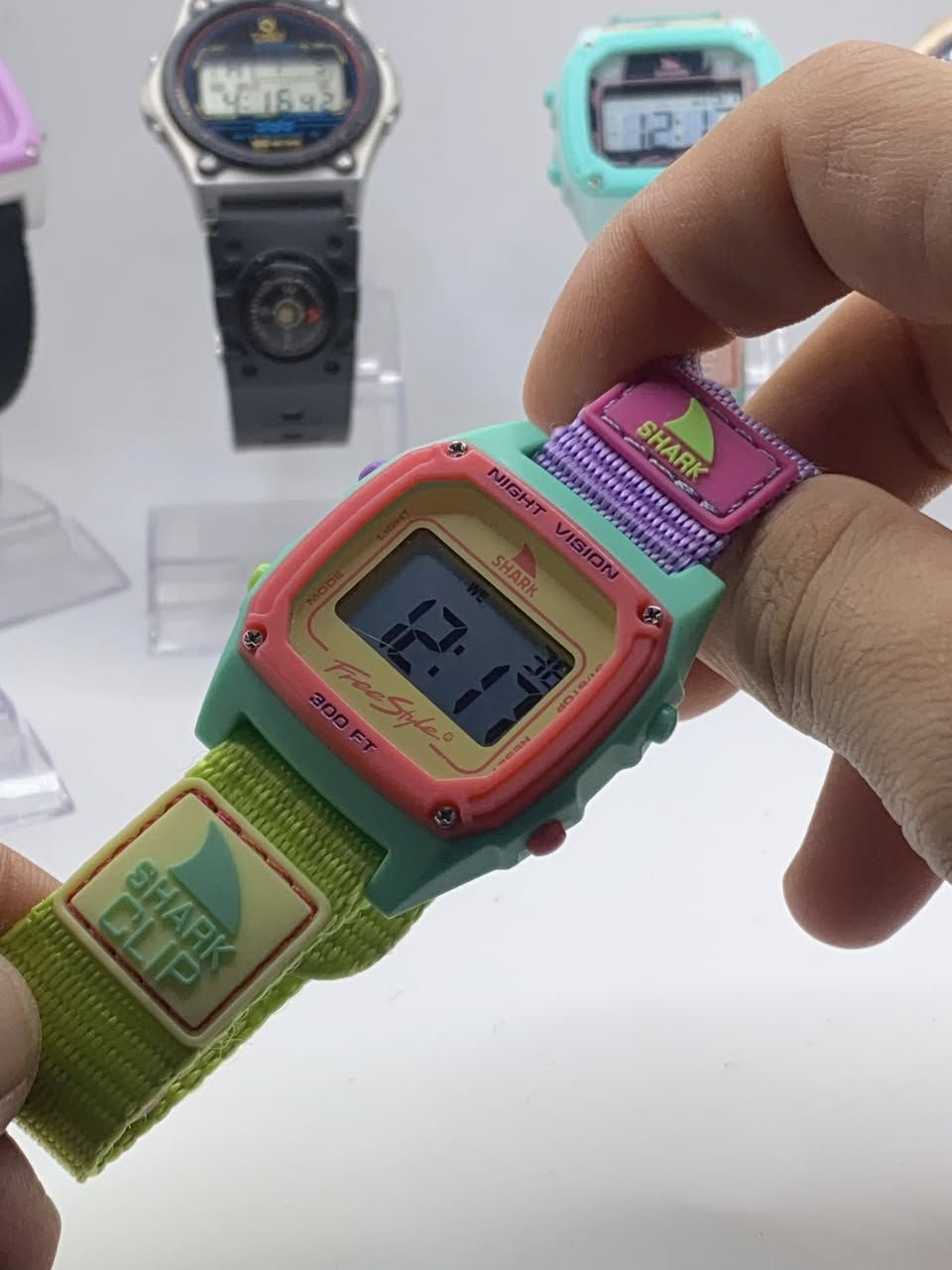 السلام عليكم 

تصفية على القطع سعر الساعة 25الف وقطعتين ب45 الف

للاستفسار خاص او ***********
