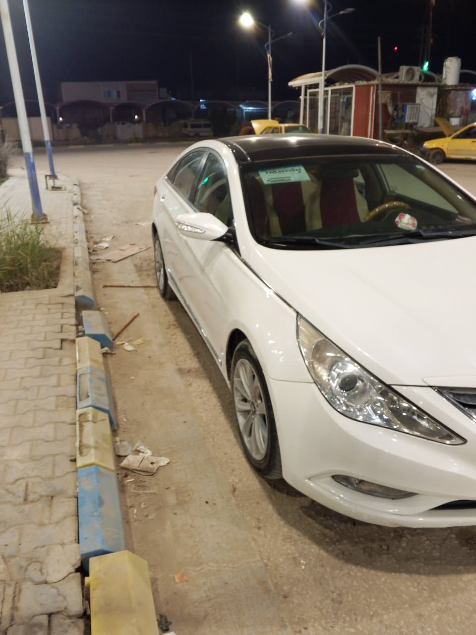 سونات 11 خليجي فول مواصفات  تبريد قطعتين تخم تاير جديدي حديديه قبل شهر مشتغليه ماكان نجف ***********
