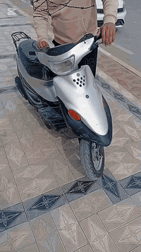 بيجي كفاله عامه كفرات ومكينه شرط الفحص
صاله شهرين من طالعه من الحاويه تاخذه لبو الفحص تقتنع بيه وبا العافيه عليك 

السعر 850 وبيه مجال للطيبين 
رقم التواصل ***********
