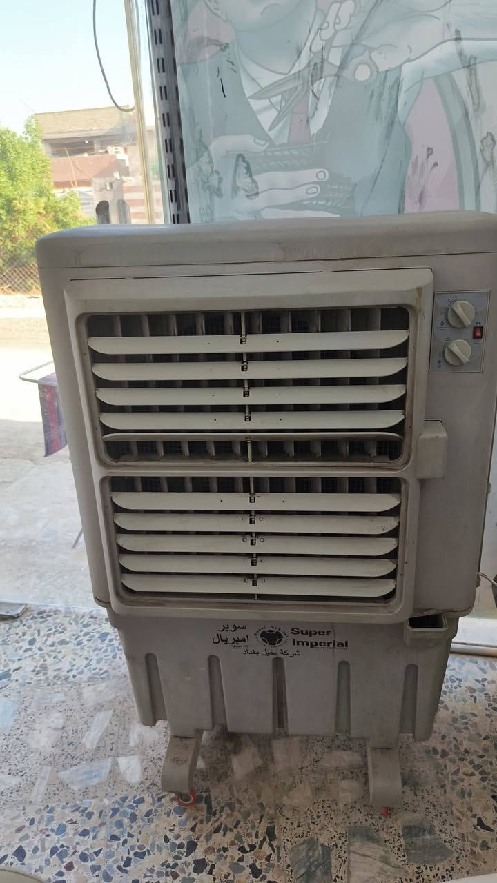 السلام عليكم غراض للبيع مبردة و كراسي عدد 4 مبردة شغالة و نضيفة سعر 80قفل(***********)
