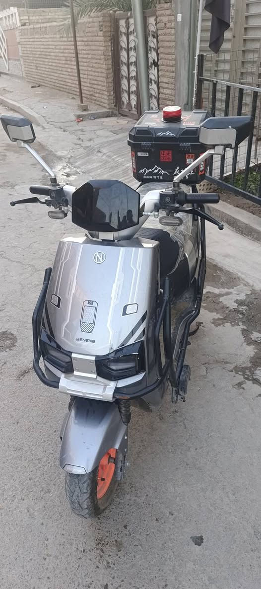 دراجات شحن
نضافة 90% 

استعمال قليل 

6 بطاريات 

ملف 2000

سرعة 85 

4 سرع

واضاف البكR

سعر مليون وبيه مجال

***********
