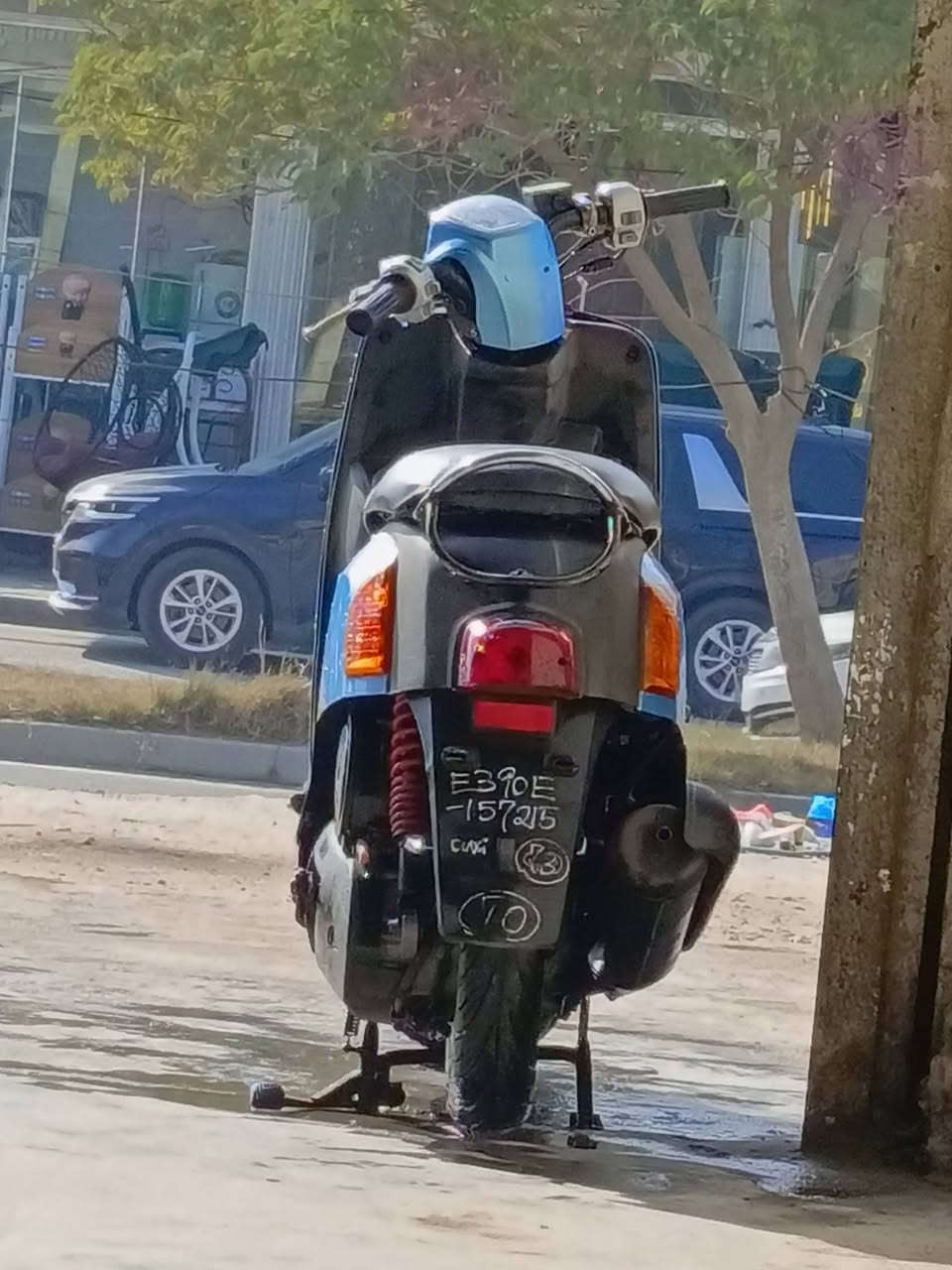 سلام عليكم دراجه ماكس بوليسي للبيع موديل 2008 صار اله شهرين طالعه من المعرض اي نقص ما بيه عنواني كربلاء حي الأمين شارع مستشفى العباس الاهلي سعره خابرني وتدلل رقمي ***********
