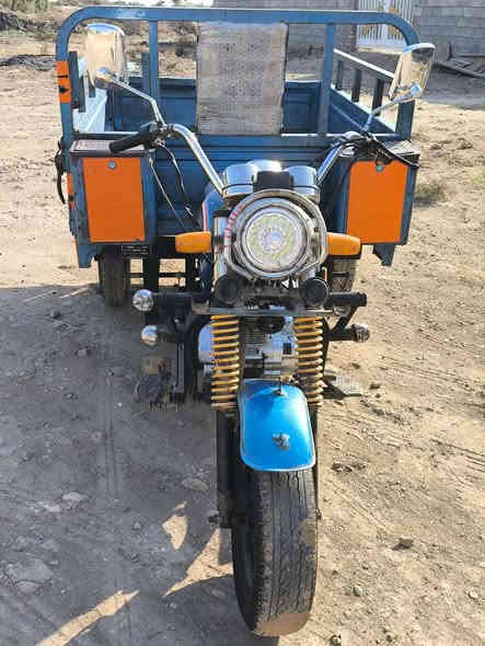 ستوته دايوان ٢٠١٩ اوراق نضيفه السعر مليون و٦٠٠ وبيه مجال للشراي 
*********** المكان الفجر
