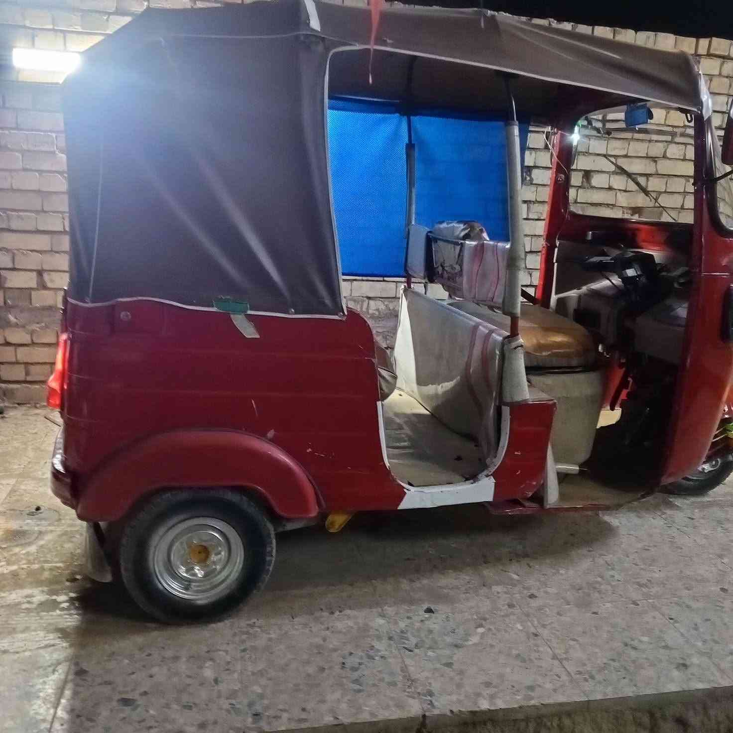 سلام عليكم تكتك للبيع مديل 18مكينه عشرين لا تنقيص ولا تبخير شهر 11مصبوقه جمالية اوراق سبعه المصطفه جاهزه لشقل 3300المكان بغداد البلديات الاتصال ***********
