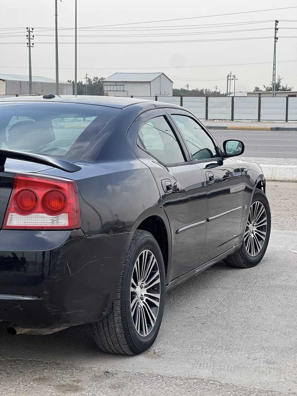 جارجر 2009 بأسمي سنويه ل2032 هزه بعدها ماساقطة
مكفوله من التبديل والحادث فقط بالهلالات الخلفيه صبغ
مكينة وگير جدد شديتهن قبل 10 ايام
سيارة جاهزة وخير من الله 
فيديو كامل مصورها الشراي يراسلني خاص ادزله الفيديو
السعر 105 وبيها مجال او مراوس مكاني كربلاء
***********
