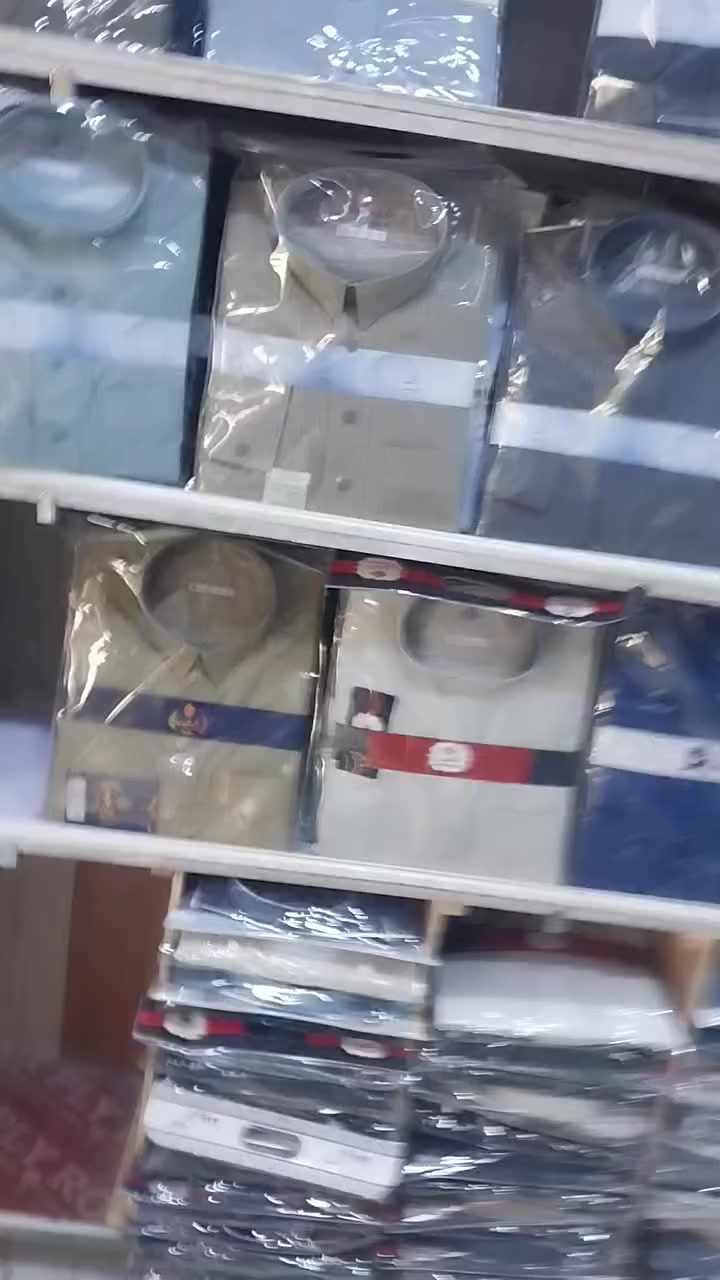 اهلا وسهلا بكم زبائننا الكرام
دشداشة خاميه فول والوان روعه
السعر ١٥٠٠٠ ساده.    ٢٠٠٠٠  مقلم   ٢٥٠٠٠ خليه
العنوان بعقوبه التحرير.قرب بيت كمبش
ابواحمد الزهيري ***********
