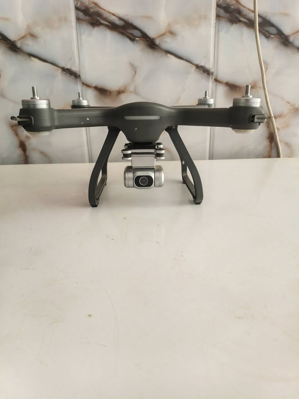 درون hs700d للبيع فقط الايسي عطلان 3 بطاريات ب200 وبيها مجال مكان بابل


**إذا كنت صاحب هذا الإعلان وتريد حذفه لأي سبب، رجاءا أرسل رسالة إلى الدعم الفني**