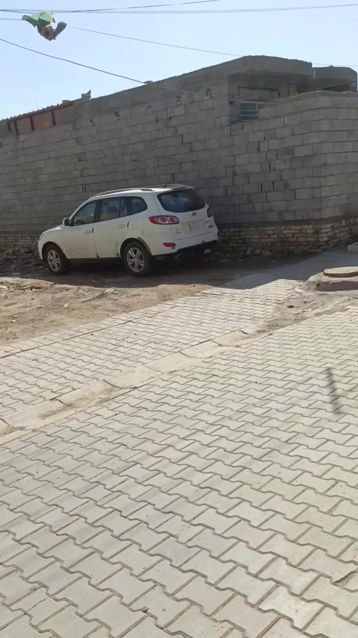 السلام عليكم ورحمه الله وبركاته 
      #قطعه #ارض #للبيع
منطقة سبع قصور شارع كريش 
        #مساحة100متر
     كامله خدمات سند 25 
    (ننطيك نسخه من السند)
          (سعر مناسب)
الاستفسار ***********
واتساب او مراسله الصفحه
