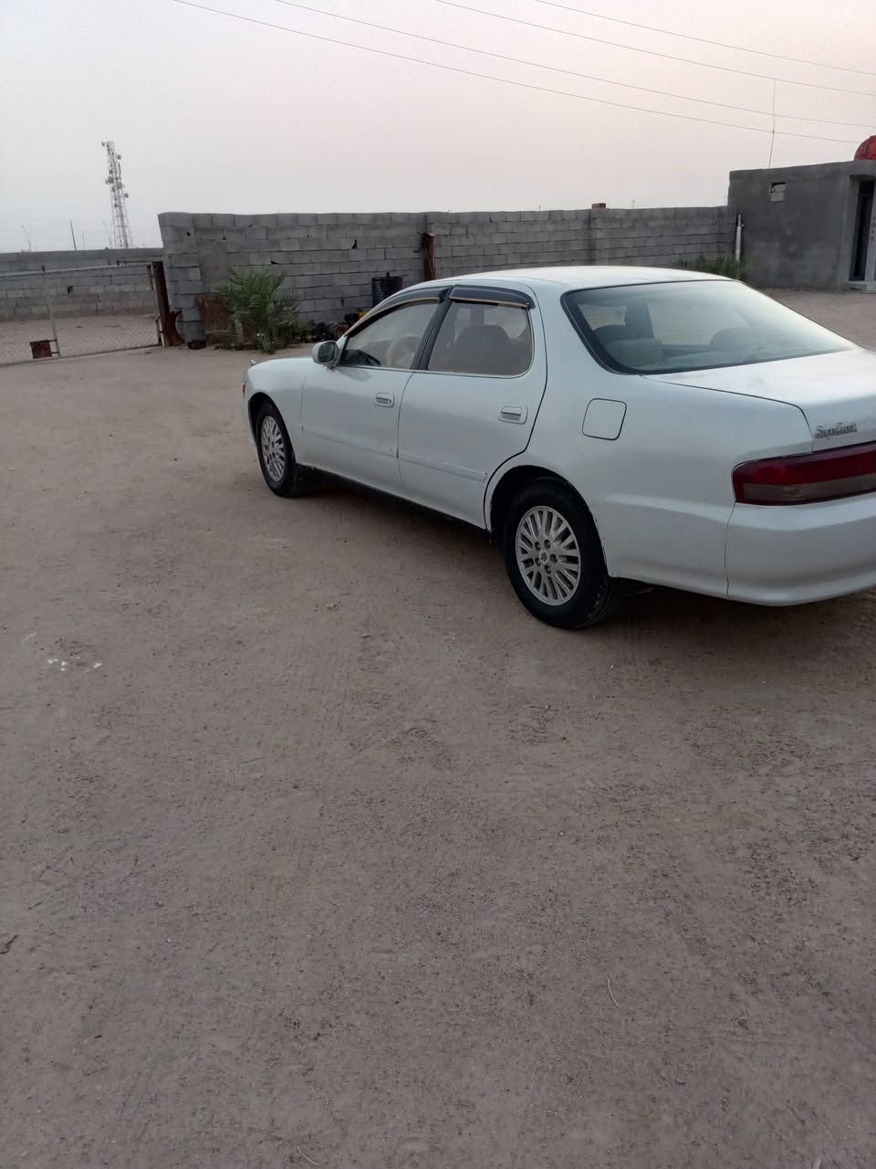 سلام عليكم كرسته موديل 94رقم ذي قار سنويه ال28 محرك ونجي جديد طخم تاير حداديه جديده تبريد شقال مكفواله كصه ونقل السعر  50وبيه مجال بصيط بصره سفان ***********
