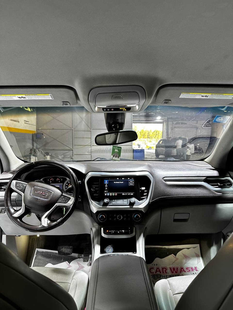 جمسي اكاديا 2021 SLT للبيع
محرك 4 سلندر توربو 
اللون ابيض 
مواصفات ال SLT 
الحادث البنيد الامامي مصبوغ جاملغات مبيهن شي وباب الجنطة الخلفية 
السيارة بيهة تفاصيل 
المكينة لازم تتبدل يعني مكينتها كايمة 
ماشيه بحدود 130 الف كليو
السعر 178 و قابل للتفاوض
مكان السياره بغداد الشالجيه قرب جوازات الكاظميه
***********
