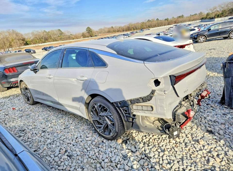 ♦️شركة النخبة - ELITE للمزادات وتجارة السيارات♦️

🔸السلام عليكم ..

♦️نوع السيارة …
♦️KIA - K4 - GT LINE - 2025♦️

♦️تاريخ المزايدة غداً الخميس بعد السادسة مسائاً
2026 - 3 - 12♦️

🔸عداد المسافات - 18 الف ميل فقط .
🔸الاسطوانات - 4 سلندر .
🔸حجم المحرك - 2.5 .
🔸الوقود - بانزين .

♦️الأضرار  :- حسب الصور المرفقة

🔸للدخول الى المزاد او شراء سيارة
🔸او اي استفسار يرجى التواصل مع …

♦️شركة الخبة - ELITE للمزادات وتجارة السيارات♦️

♦️عثمان الناصر - ‭0774 810 7610‬

📍صلاح الدين - قضاء العلم - قيصرية الخالد📍
