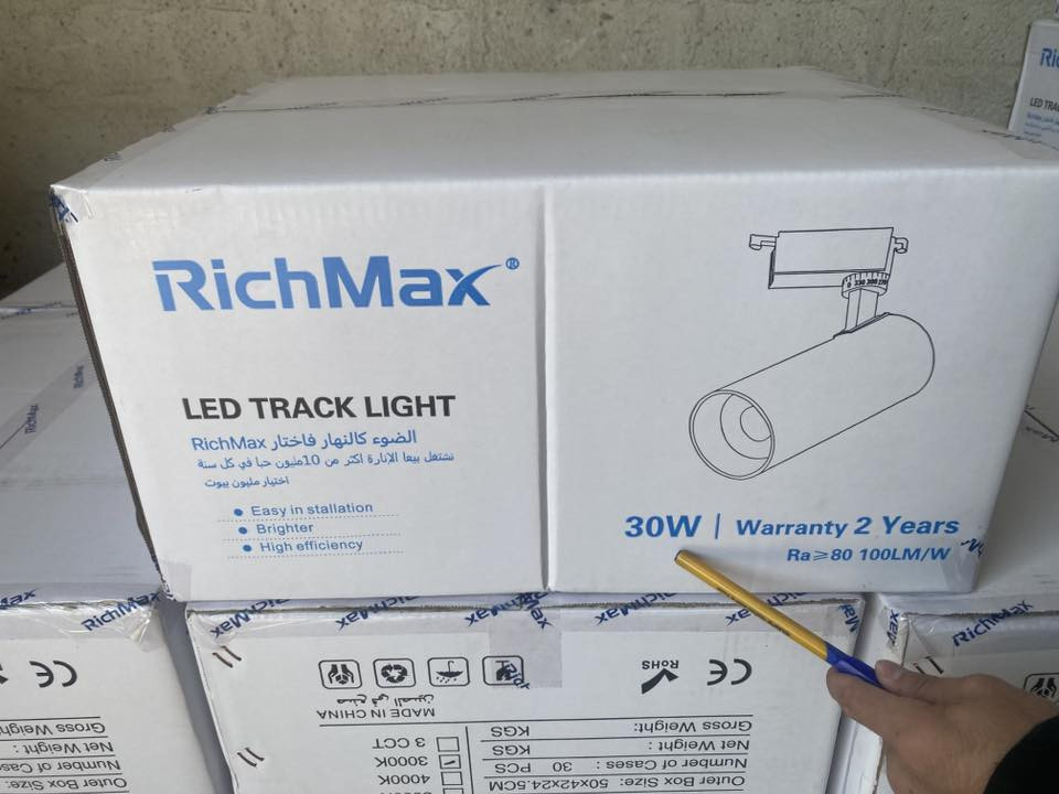 شركة رجماكس للأنارة
اختَر الفخامة… وخَلّي الجودة تحچي عنك
جودة مضمونة
🔵ضمان سنتين⭐️
🔵توصيل مجاني⭐️
🔵تواصل ويانا وخلي الاختيار علينا التواصل على الصفحة أو الاتصال على الرقم *********** ونحنو في خدمت الزبائن 

ملاحظة: التعامل مع اصحاب المحلات فقط 
▫️يوجد توصيل مجاني لجميع محافظات العراق
