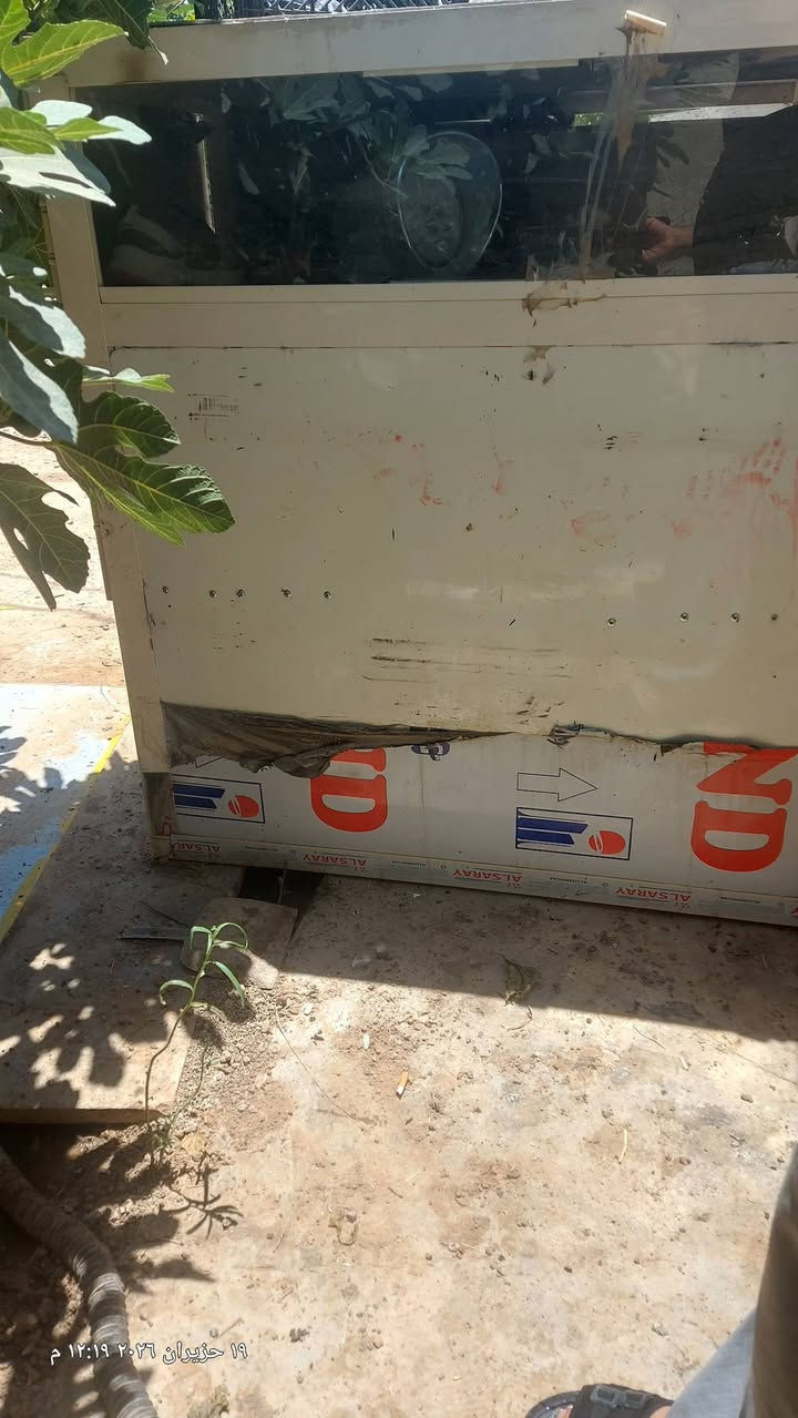 بۆدی  ماتۆری  3  تایە  دانە یە کیان  بە داردروست  کراوە  شتیکی  زۆر  جوانە  ئە وە کە ش  کابینە یە بۆهە موشتیك  بە کاردیت  بولفە  بۆچایخانە ش  بە کار دیت  کلار  شیخ  لنگر  ***********
