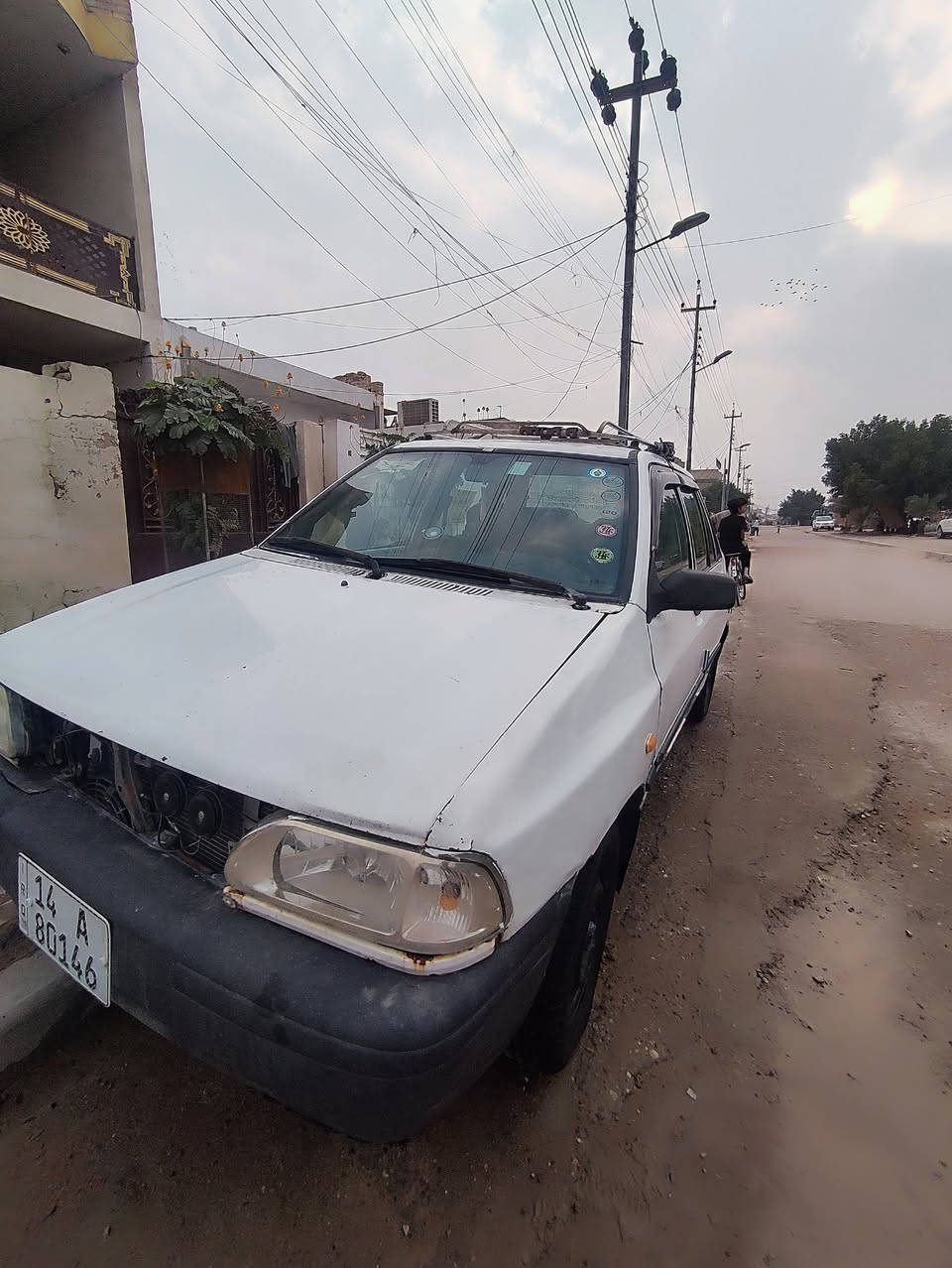 سلام عليكم
سايبة موديل 12  رقم انگليزي 
مكينة وگير خير من الله لا تبخير ولا تنقيص
شرط مداور ثاني يوم 
السعر  28 وبيه مجال 
مكاني مغربة 
***********
