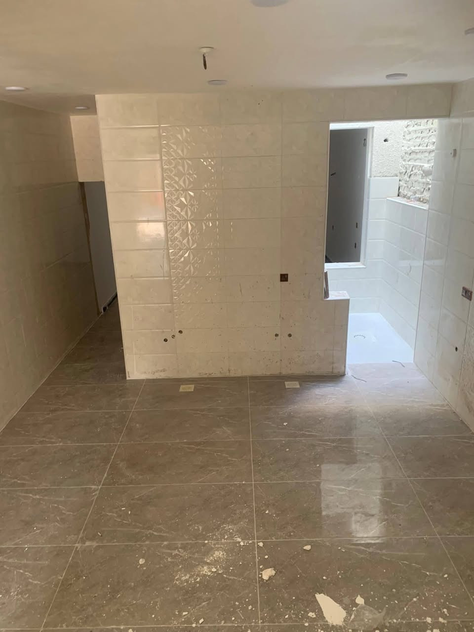 البيع البيت مساحه 100 وجه5
حي الاعلام الشباب  
خلف سوق اميمه مباشر
قيد لانشاء اقل من شهر يكمل
 بناء درجه اولى  
ابواب خاصه جام عازل
طابقين 
طابق اول 
صاله ومطبخ وخدمات وغرفت نوم
طابق الثاني 
غرفتين نوم وخدمات 
اتصال ع ارقام 
***********
‏‪***********‬‏
@إشارة
