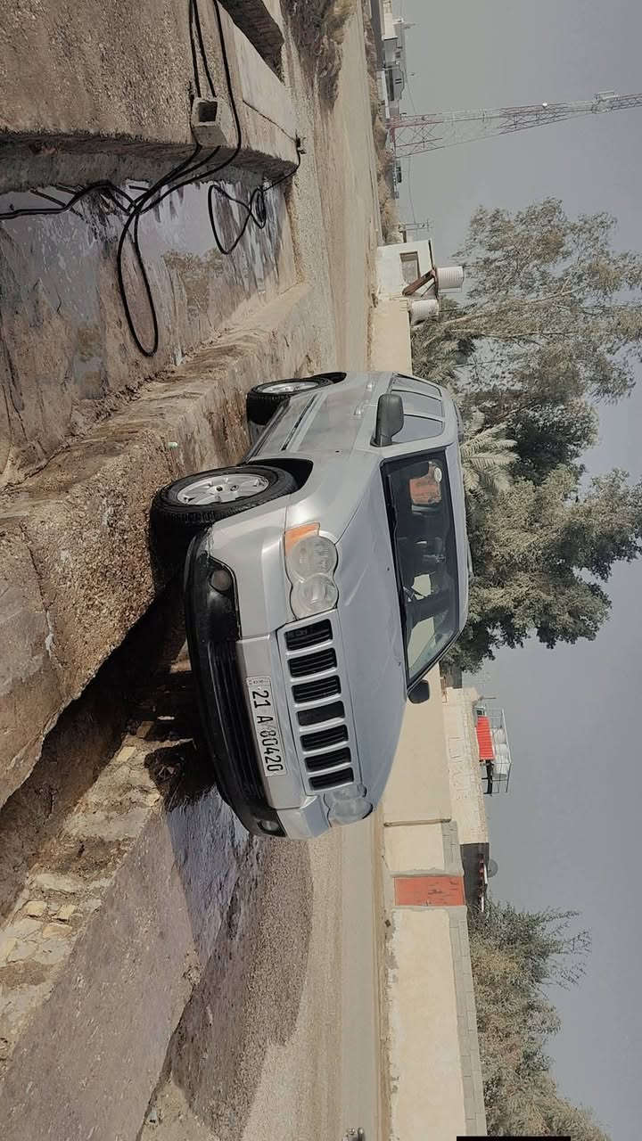 جيب لاريدو موديل 10
بيع او مراوس 
السيارة جاهزة للأخير بدون نقوصات وشرط الفحص تحويل مباشر سنويه لل30 هزه جديده


**إذا كنت صاحب هذا الإعلان وتريد حذفه لأي سبب، رجاءا أرسل رسالة إلى الدعم الفني**