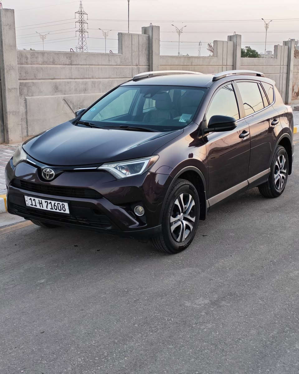 تويوتا راف فور
موديل 2018
 وارد امريكي
ماشيه 80
رقم بغداد انكليزي السنويه بأسمي 
كشر و كير و محرك مكفولات
رقم الشاصي  2T3BFREV1JW808645
بدون صبغ
الحادث / غرق مياه امطار 10 ٪
صور السونار حديثة ومرفقة بالمنشور 
السيارة يمي ٣ سنوات اي مشكله مابيها 
تخم تاير جديد باتري جديد 
السعر  النهائي 168 ورقة
***********
 ***********
