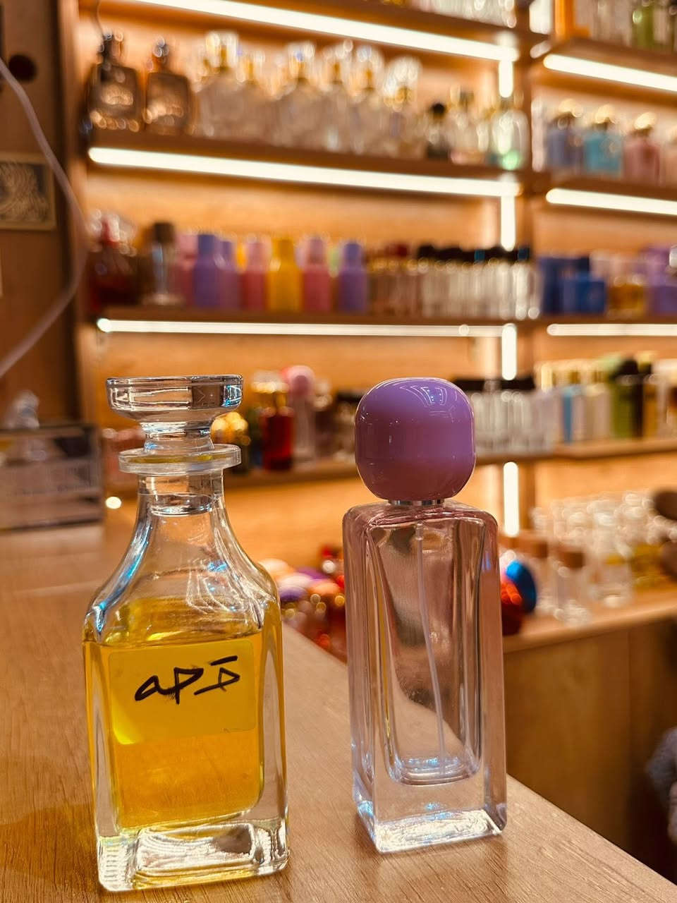 مو أي عطر… هذا عطر مركز  ✨
لا تخلي عطرك يكون عادي 
تميزوا بعطر يخلي الناس تسالكم عنه ..✅

داخل مدينة بسماية - المجمع الترفيهي
***********
