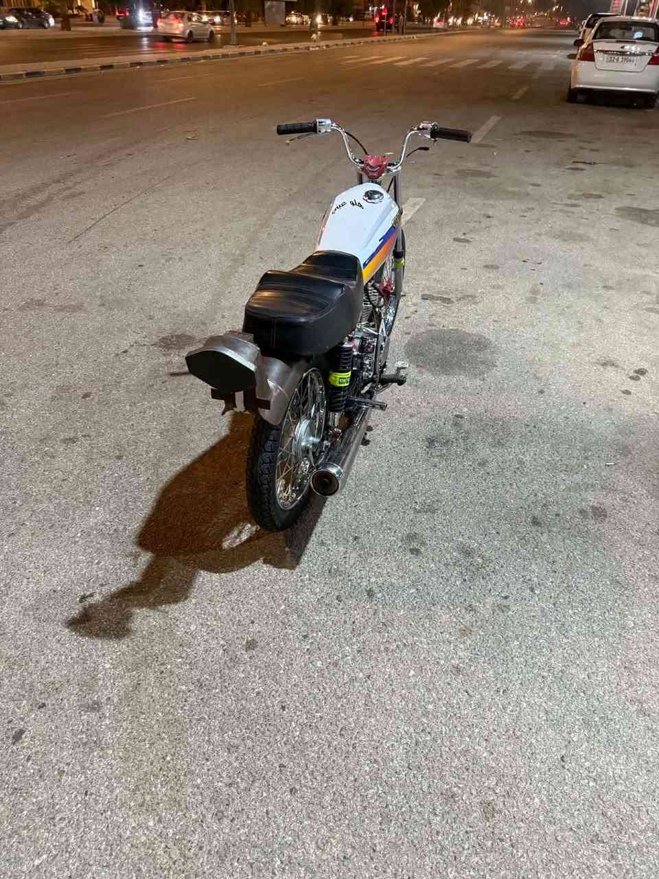 اربعه كير تعمير جديد شاصي(16)وتعميره (25)مكينه تيربو ما ملعوب بيها نهضه ومشي فول ماعيزه شي هذا رقم راعيه(***********)
السعر (خابر وتدلل)
