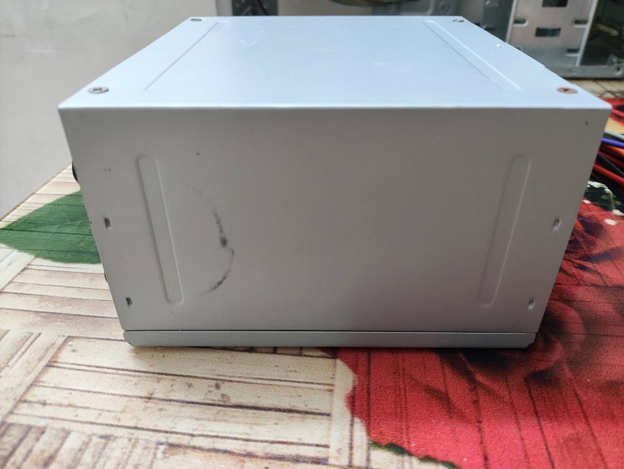 سلام عليكم
باور سبلاي LG ALSOUZ 400W P4

بهذا الشكل مثل ما موضح بل صوره شغال كل عيب مابي 

السعر 20 وبي مجال

ادمن وافق


**إذا كنت صاحب هذا الإعلان وتريد حذفه لأي سبب، رجاءا أرسل رسالة إلى الدعم الفني**