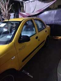 عندي سياره البيع طيبه موديل 2015 رقم بغداد  سياره بسم راعيها يريد تحوي...