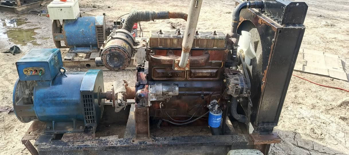 مولد بيركس صيني اربعه شغال بشرط 50كيفي السعر 15 وبي مجال  المكان ديالى ناحيه العضيم يوجد توصيل للاستفسار ***********
