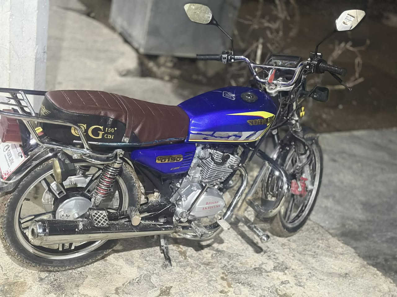 متاح دراجه موديل 23. نضيف وكامل شراي له شوف ولفحص بصمات سويجات اوراق 
مكان. دراجه القائم حصيبه سعر 650 وبيها مجال 
***********
