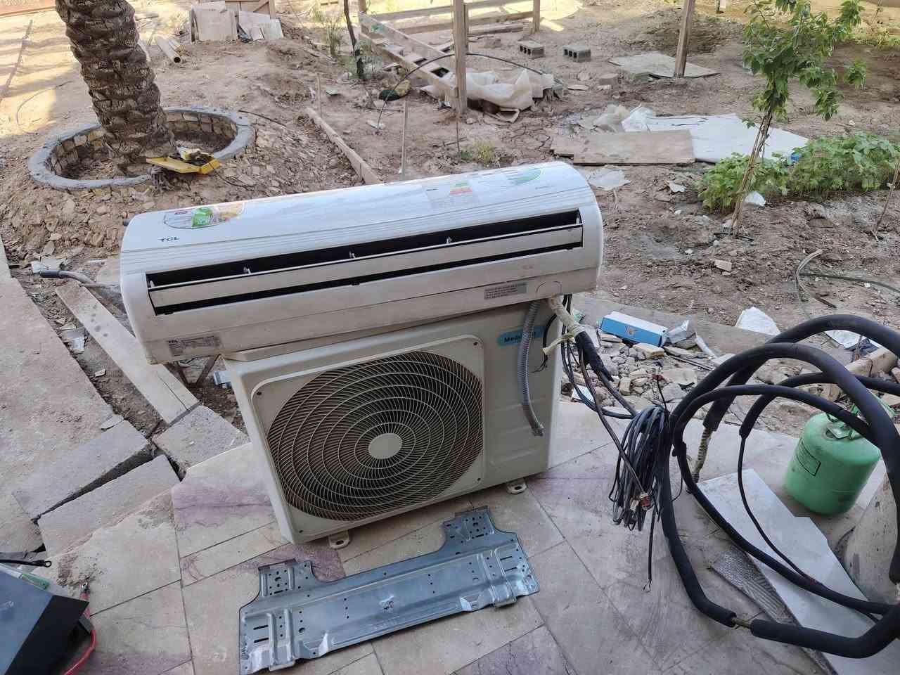 سبلت 2 طن للبيع عطلان ماعرف عطله بيع كومه حديد السعر 220 وبي مجال قليله حك الجيه مكاني كربلاء هذا رقمي ***********
