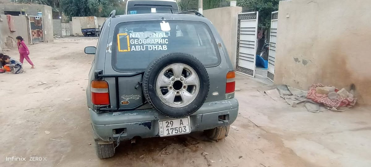 سلام عليكم سياره سبورتج موديل 1993 مكينه وكير VVT 2300ccاربع سلندر بيه خيط تبخير توه بادي بيه قليل كلش رقم واسط انگليزي احولك لَمته متريد سعر 30 وبيه مجال قليل مكاني ميسان العماره للاستفسار ***********
